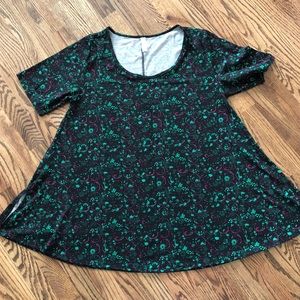 LuLaRoe Perfect T - size : XL. - LIKE NEW!!